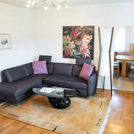 Ferienwohnung Nussbaumblick Ottensheim Exterior photo