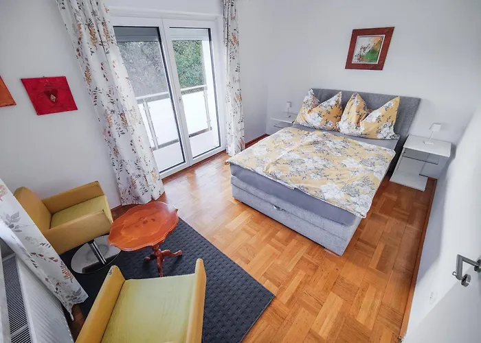 Ferienwohnung Nussbaumblick
